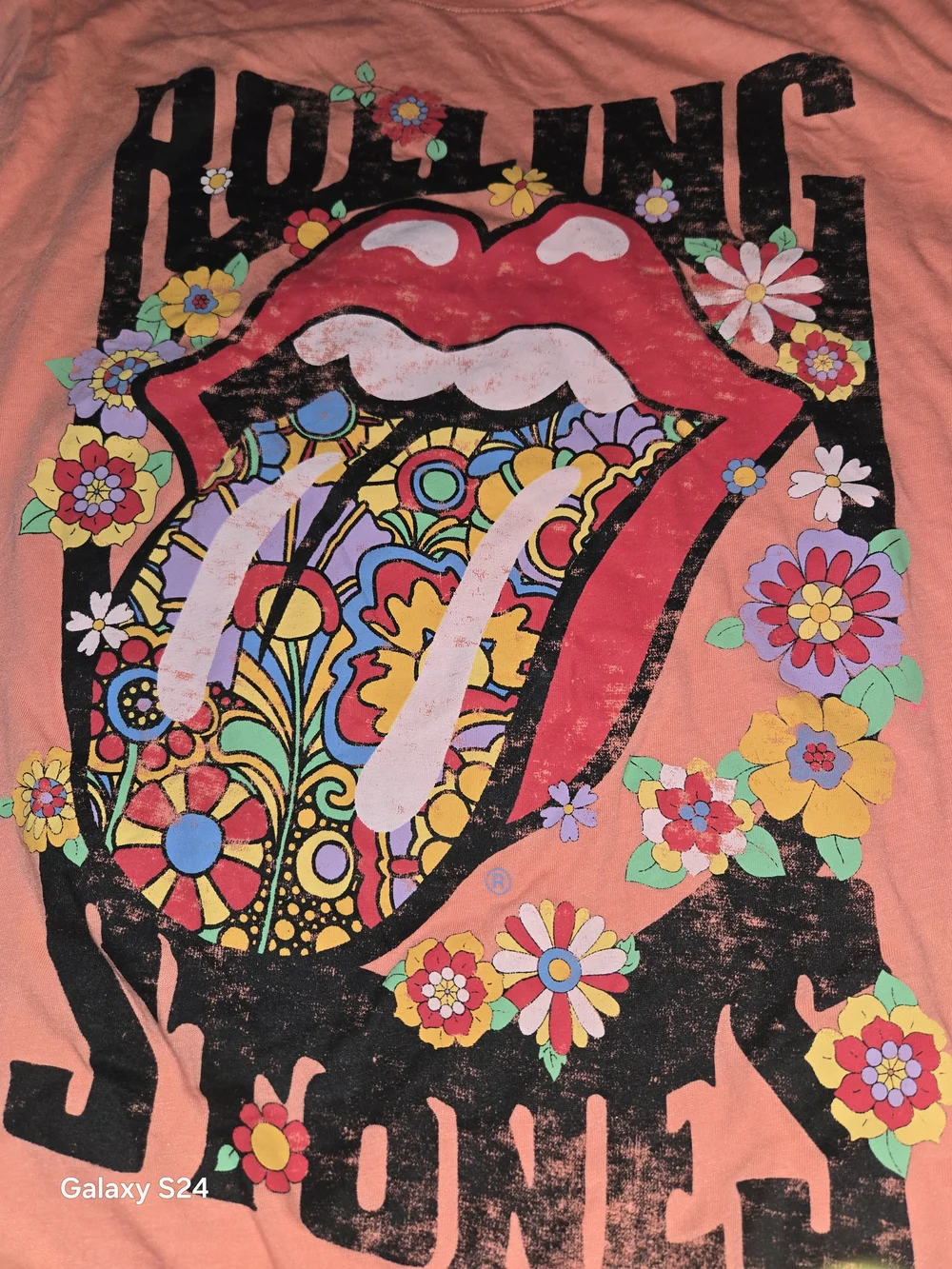 the Rolling Stones Short-Sleeve Graphic Tee with Colorful Lip Motif Womens L New